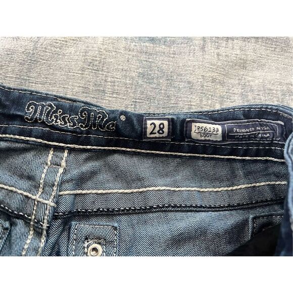 Miss Me Embellished Rhinestone Boot Cut Jeans Size 28 - Picture 3 of 7